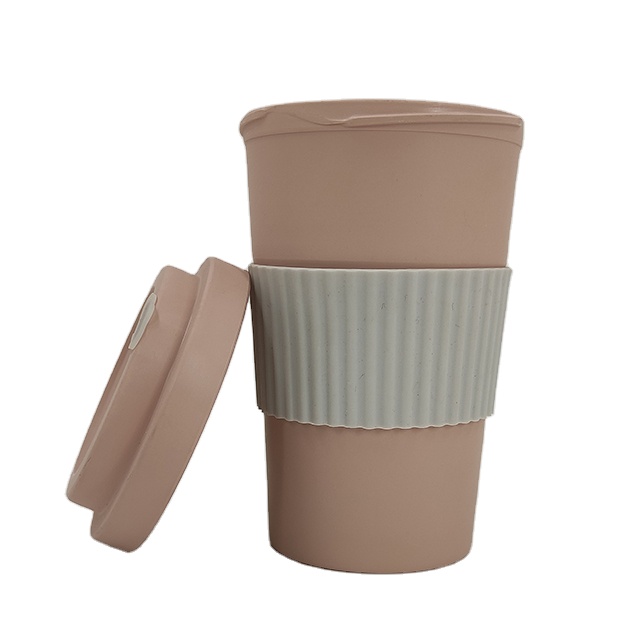 Serving custom printed takeaway bamboo fiber coffee cup with bamboo fiber lid and silicone sleeve